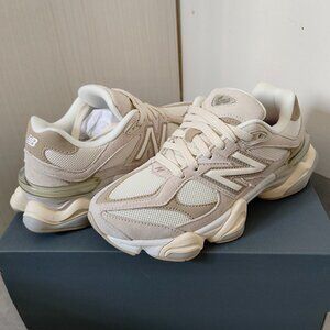 New Balance 9060 Cream Sneakers